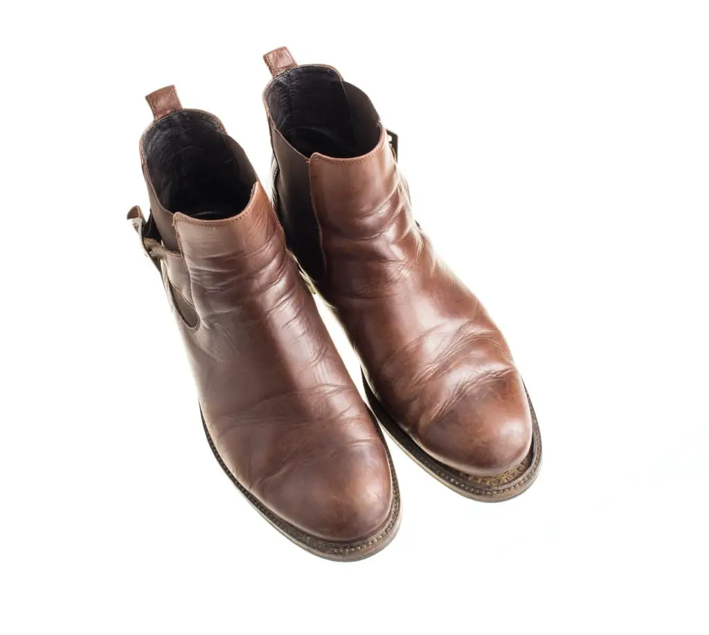 Stylish old chelsea leather boots.