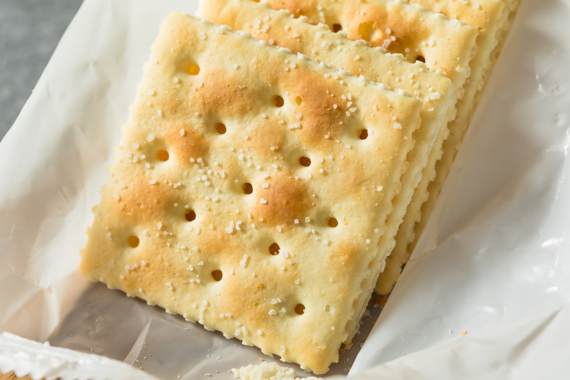 Healthy Homemade Saltine Soda Crackers